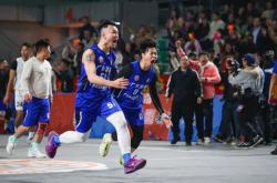 开云体育平台APP-球队气势如虹，连续获胜备战总决赛