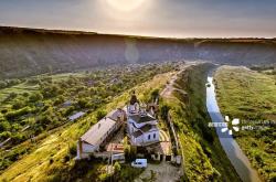 开云体育APP下载-俄罗斯队备战摩尔多瓦，祈求取得胜利的机会