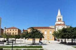 开云体育入口-波黑篮球联赛冠军杯比赛精彩纷呈，谁能夺魁？