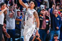 开云官网-包含掘金队紧咬西部第一，势必要与勇士展开争夺的词条