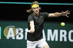 开云下载-包含欧洲网球队横扫德国网球队，西西帕斯关键制胜的词条