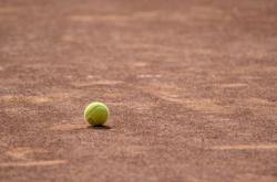 开云体育在线-欧洲网球队险胜日本网球队，梅德韦杰夫打破历史纪录