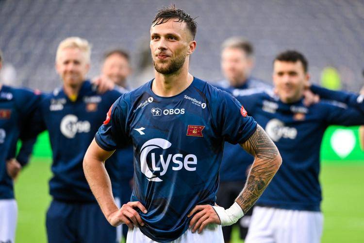 斯图加特客场不敌，遭遇背水一战