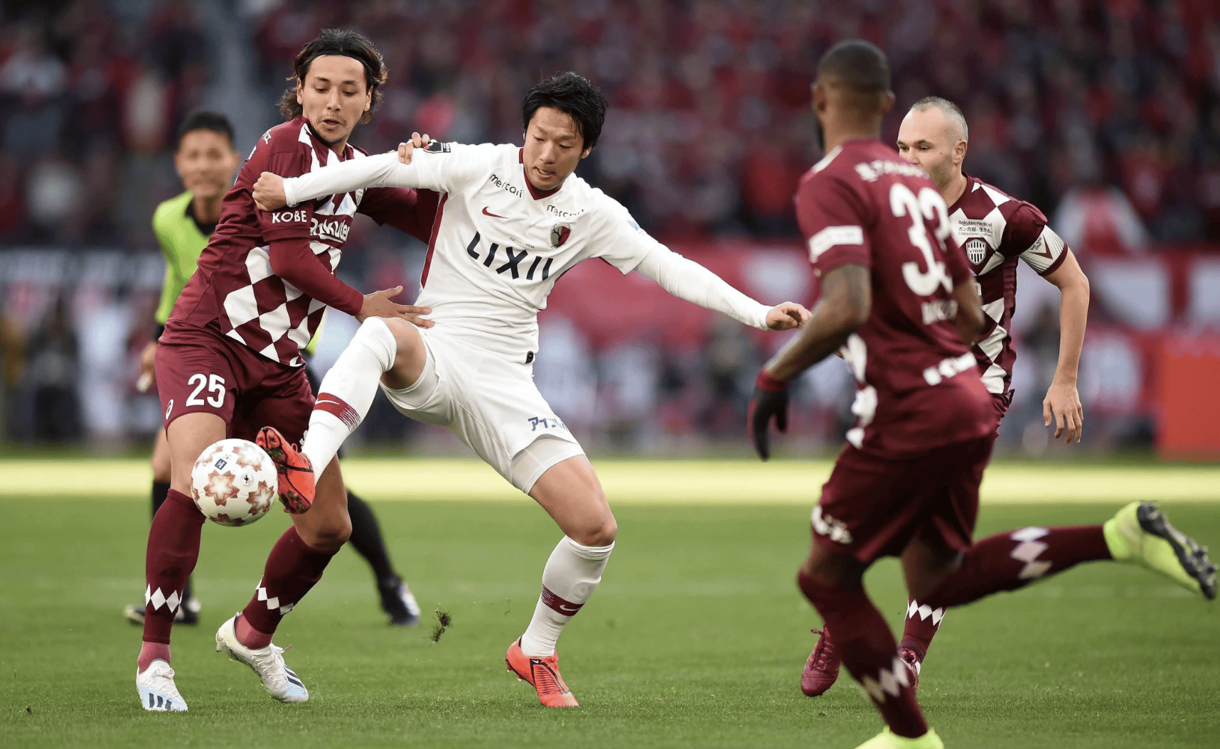 关于足坛豪强将交锋,势均力敌谁能夺魁的信息 关于足坛豪强将交锋,势均力敌谁能夺魁的信息