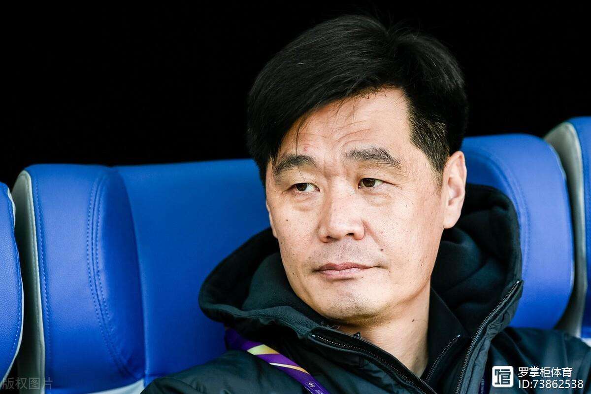 鲁能主帅李霄鹏调整战术,队员士气大振的简单介绍 鲁能主帅李霄鹏调整战术,队员士气大振的简单介绍