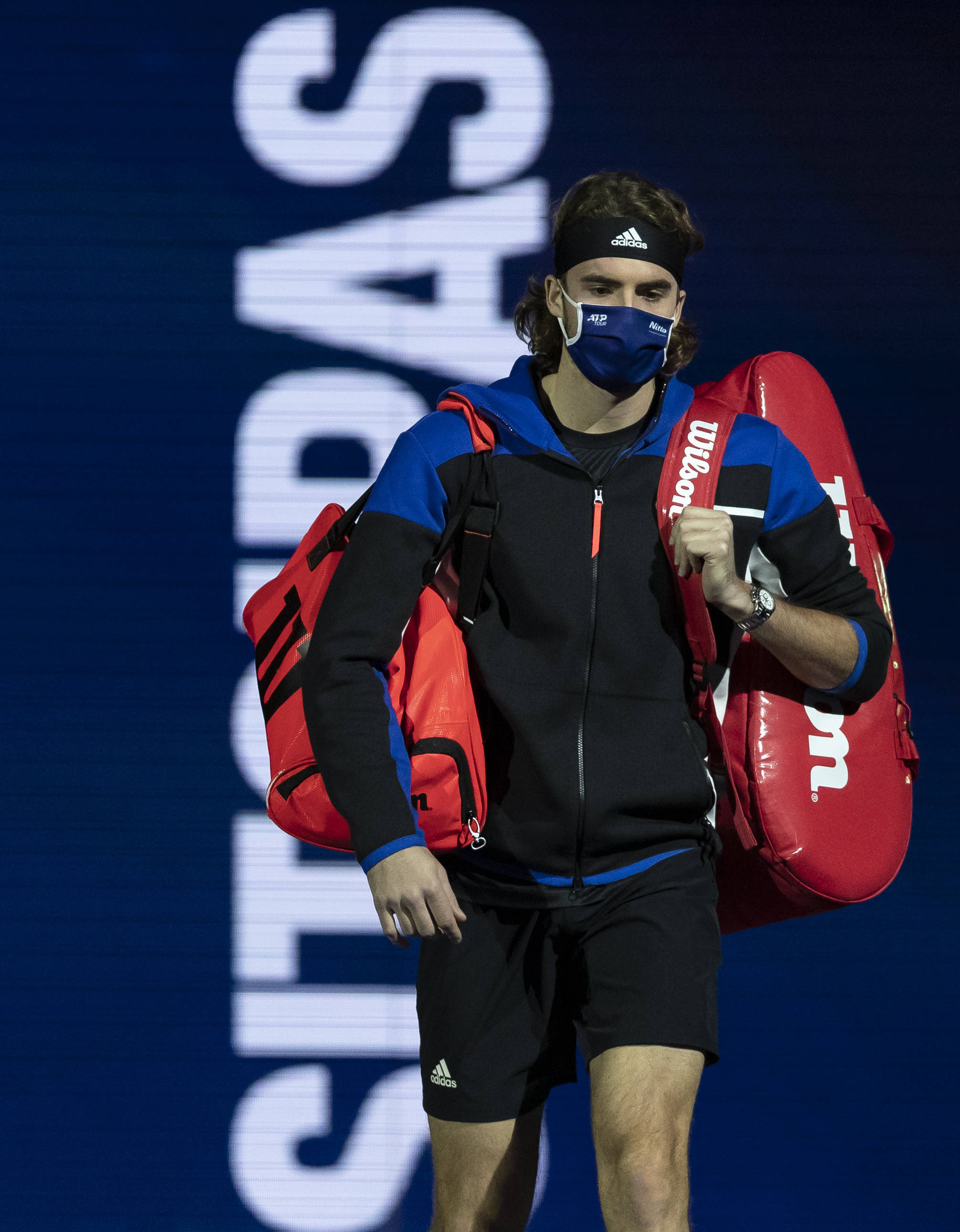 包含日本网球队逆转德国网球队，西西帕斯一己之力扛起全队的词条